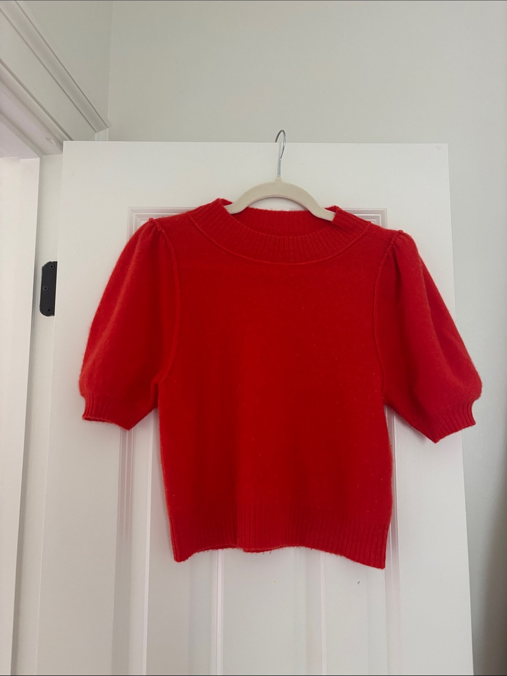 Free People Size XS Vince Camuto Bright Red Ribbed Knit Sweater